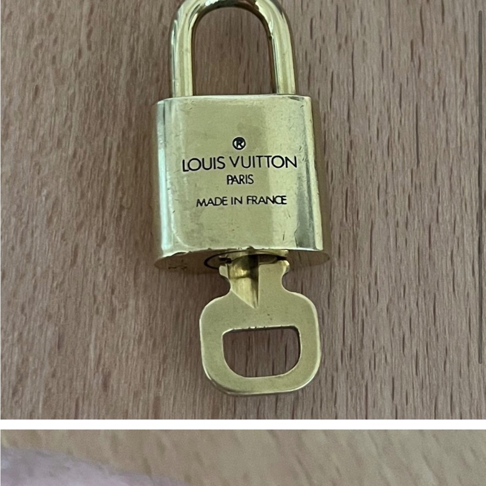 Louis Vuitton Gold Padlock Chain Necklace - Picture 14 of 15